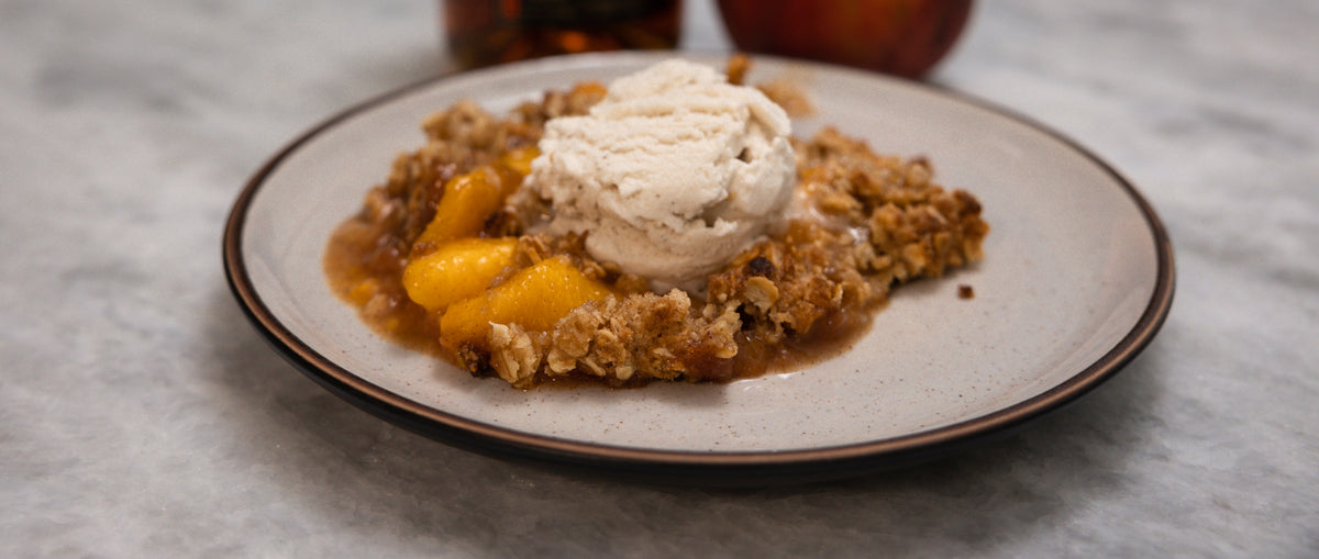 Bourbon Peach Crisp – Whiskey Ambitions